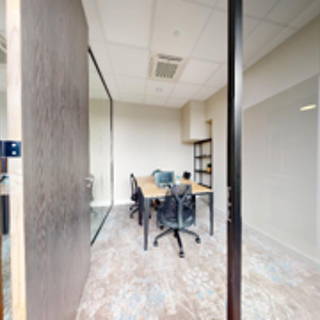 Bureau privé 122 m² 40 postes Coworking Rue Saint-Etienne Lille 59800 - photo 2